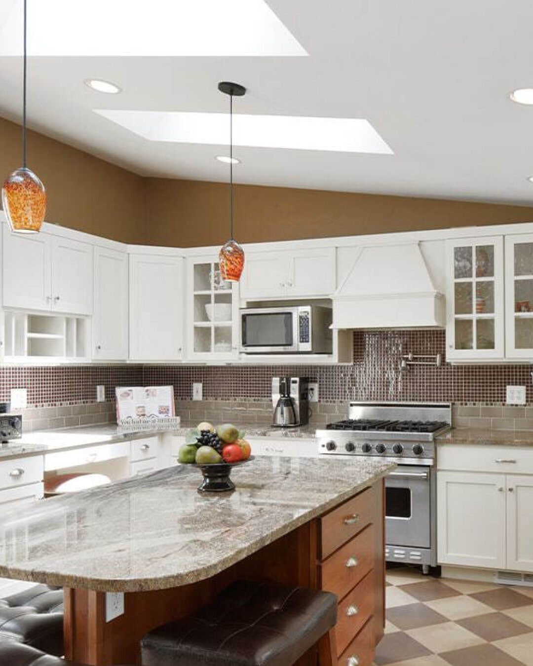 How to Make Granite Countertops Shine
